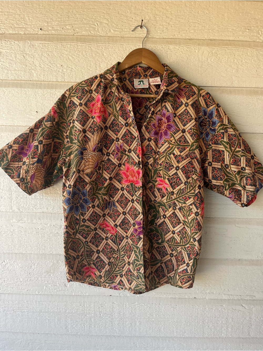 Vintage Floral Button-Up Shirt - Brown with Multicolor Flowers Size Large